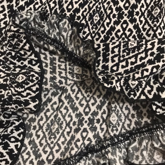 Fabric shorts - Picture 5 of 5